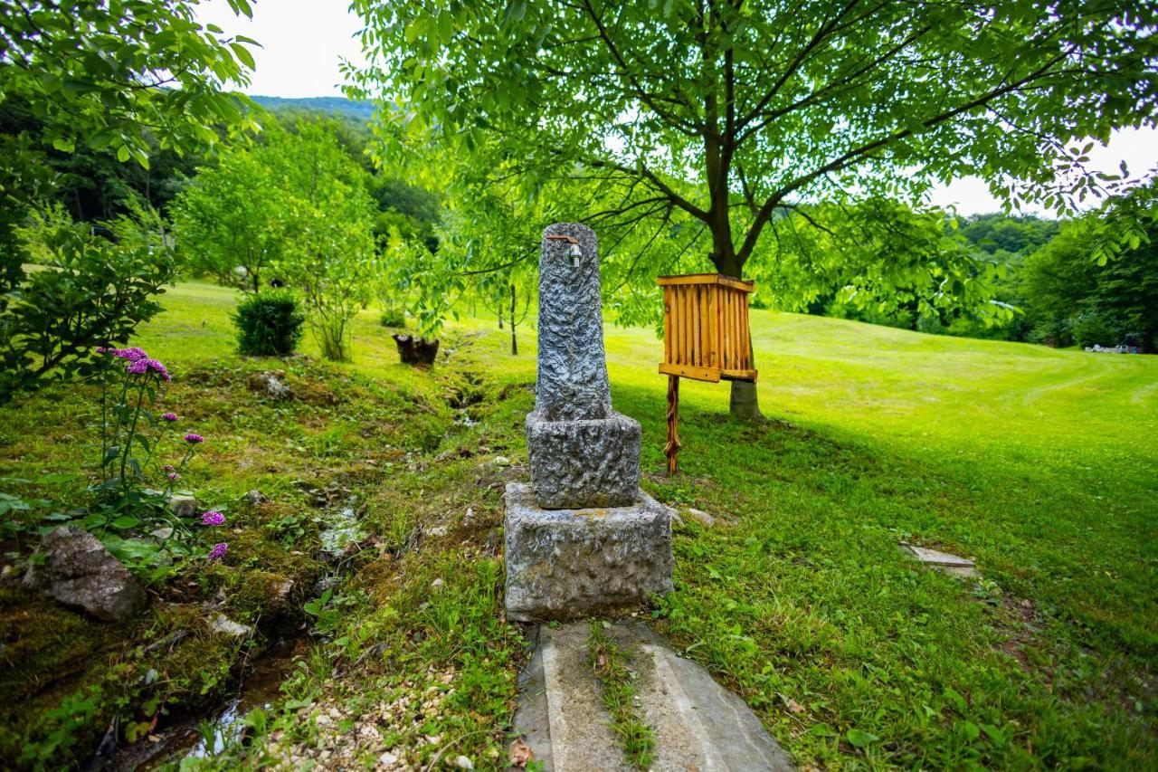 Kuca U Sumi - Forrest House Near Una National Park Bihac Ngoại thất bức ảnh